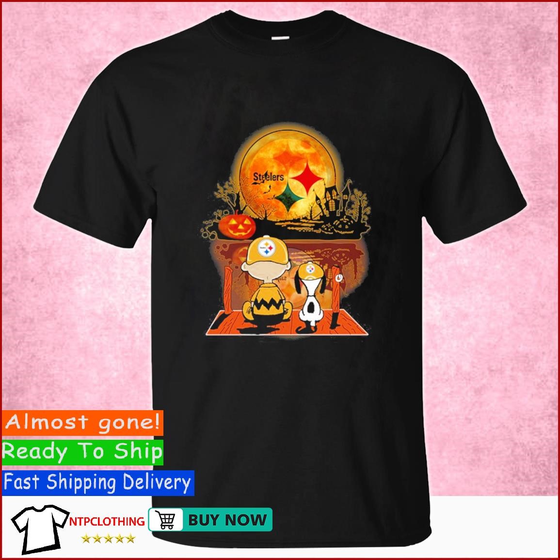 Charlie Brown And Snoopy Watching Pittsburgh Steelers Halloween T-Shirt